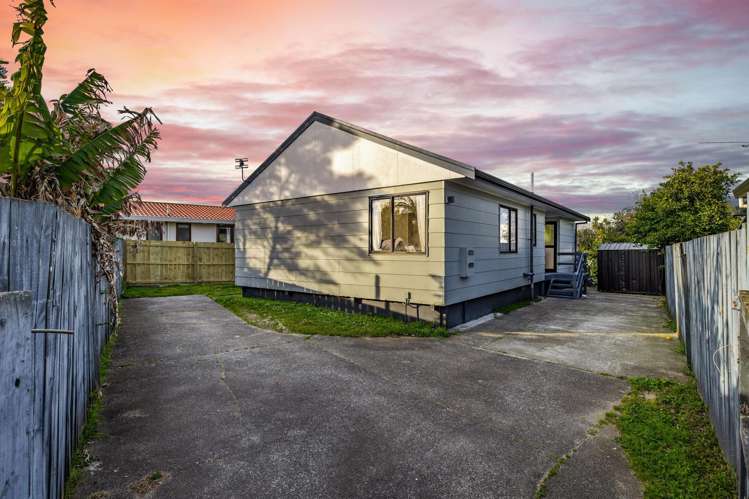 12b Cameron Place Ranui_19