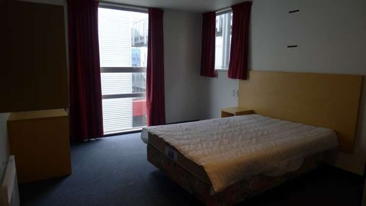 8/27 Hanson Street Mount Cook_6