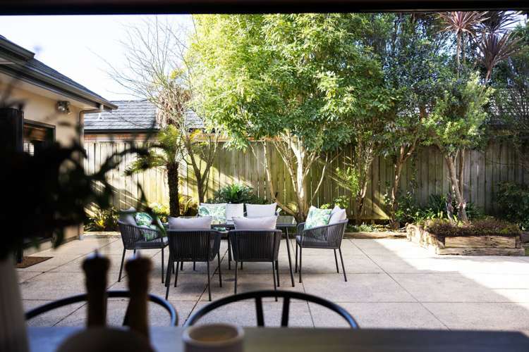 6 Merlin Close Huntington_13