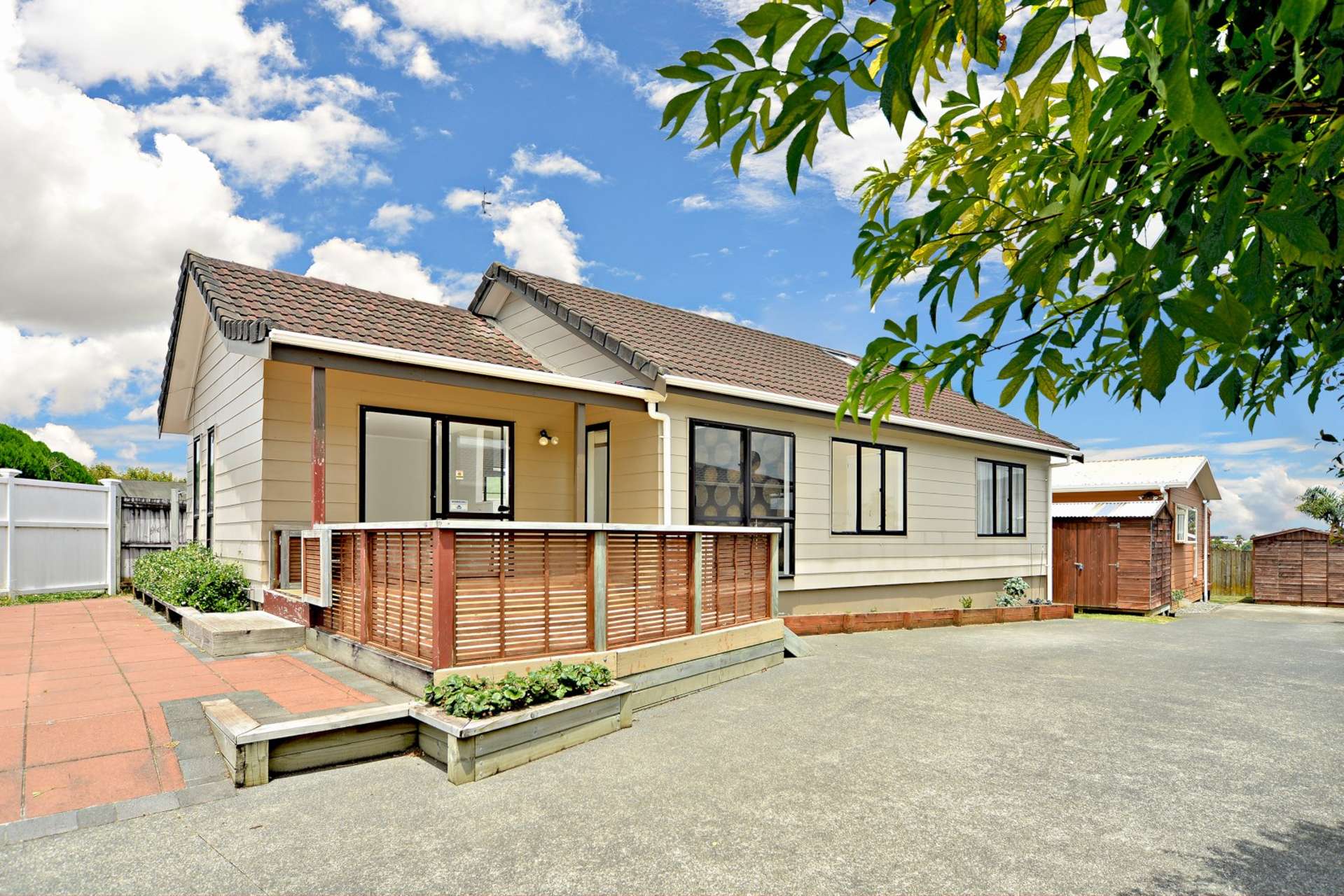 39 Greenstone Place Clover Park_0