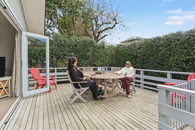 Coastal Escape in the Heart of Mount by beach