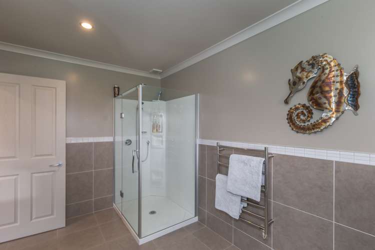 22 Waipuna Grove Levin_11