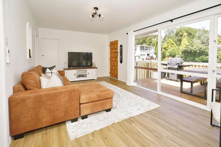 32 Resthill Crescent Glenview_2