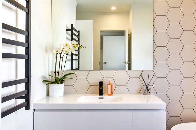 3/9 Brian Avenue Forrest Hill_7