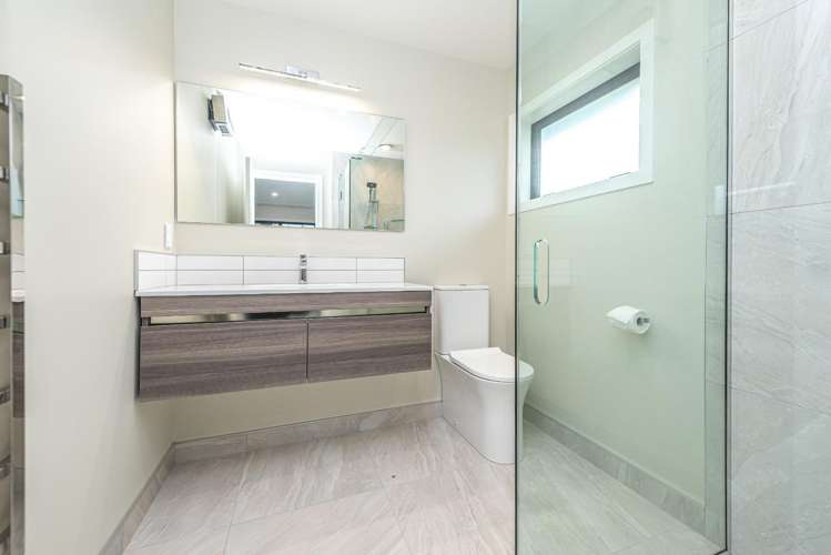 32 Tirimoana Place Otamatea_16