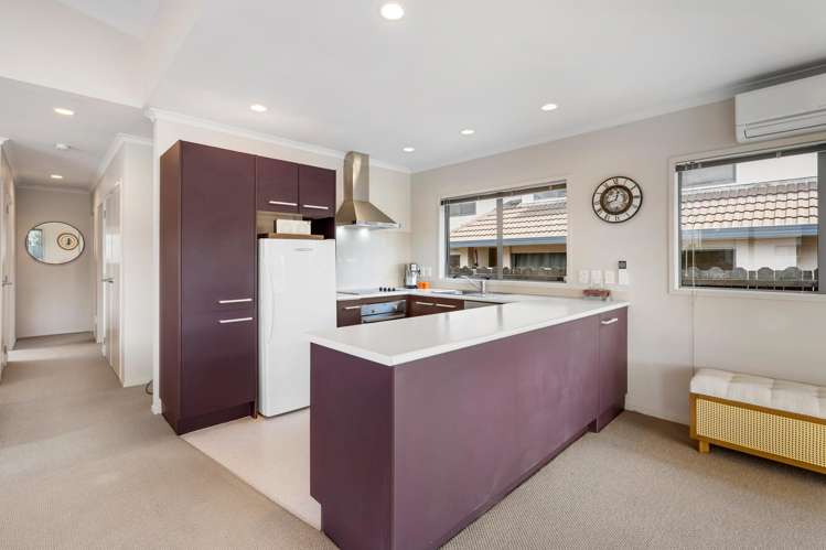 4a Eastern Beach Road Eastern Beach_5