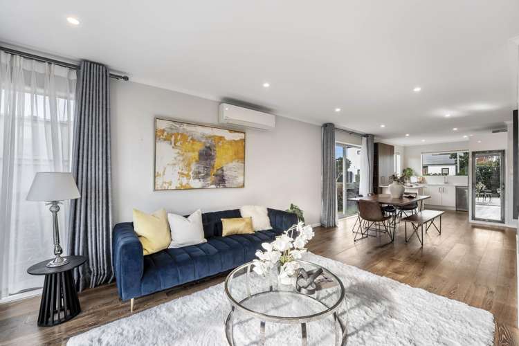 38 Wallace Road Hobsonville_9