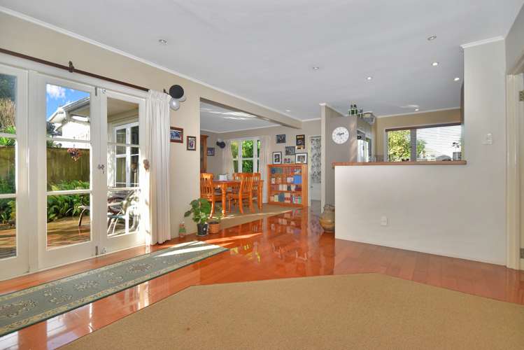 8 Hobsonville Road West Harbour_6