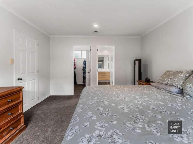 6 Takatu Place Takanini_13