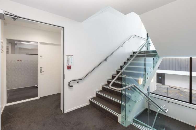 Units 5 & 6 71 Gloucester Street City Centre_9