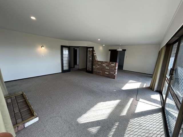 124 Bramley Drive Farm Cove_4