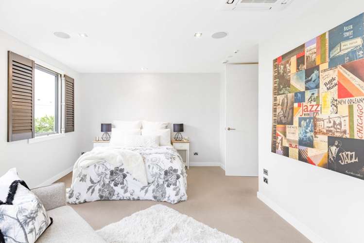 1A The Parade St Heliers_19