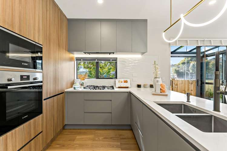 2C Meadway Sunnyhills_8