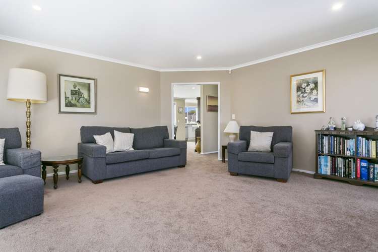 10 Plescher Crescent Leamington_7