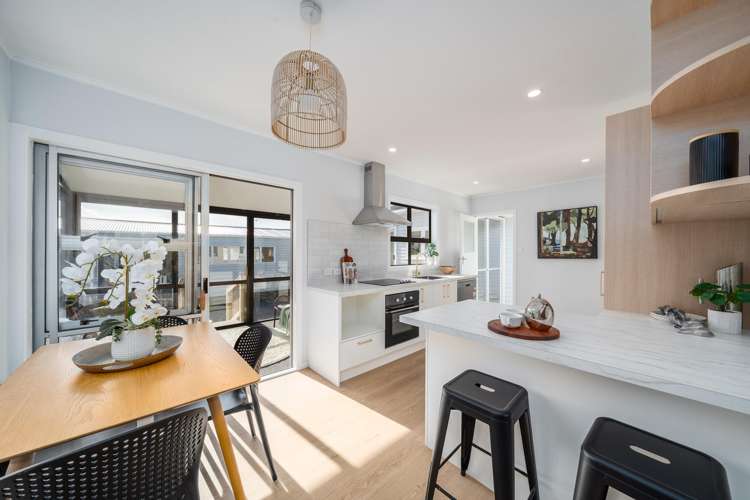 16 Russell Road_5