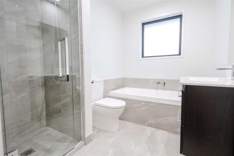168 Coulson Road Paroa_16