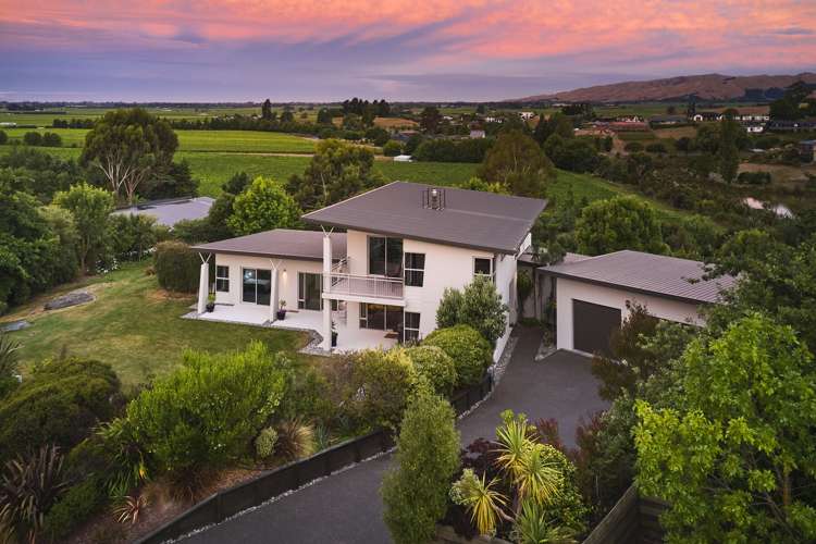 53 Fairbourne Drive Fairhall_18