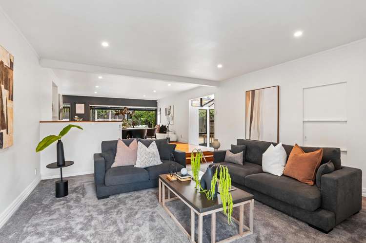 89A View Road_5