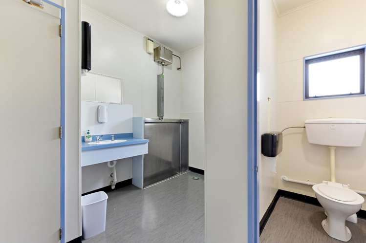 84 Main Road Tapawera_16