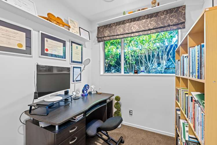 8 Somerset Place Stanmore Bay_19