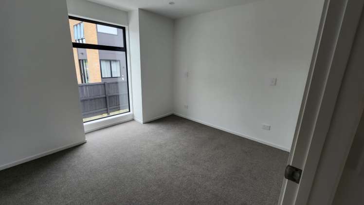 7b Reg Pearce Way Glen Innes_5