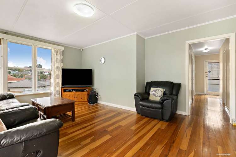 595 Richardson Road Mount Roskill_3