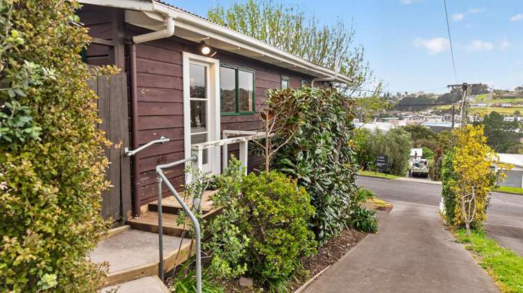 14A Penton Road Stanmore Bay_21