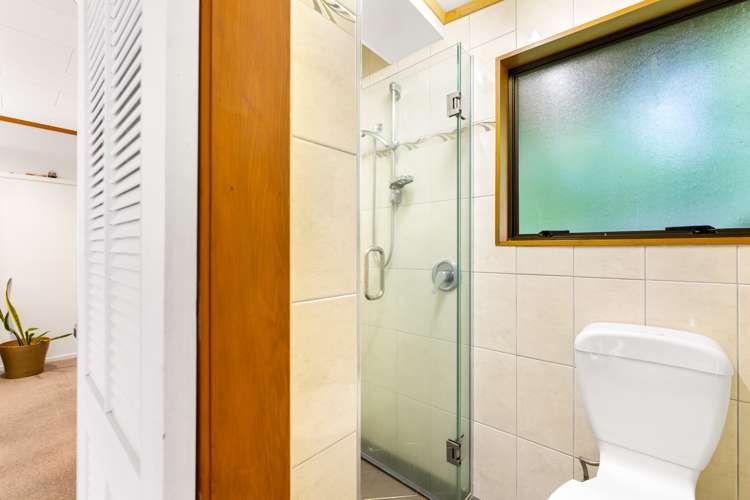 2 Janet Place Laingholm_20