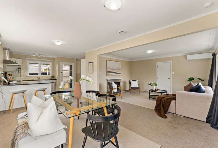 24 Mackenzie Street Te Atatu South_16