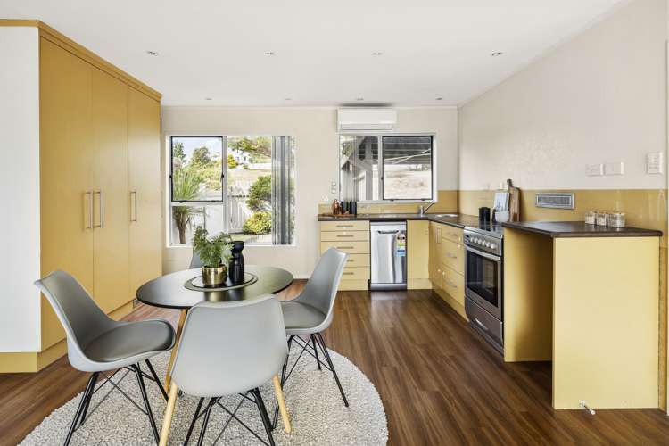 10 Hollydale Grove Churton Park_5