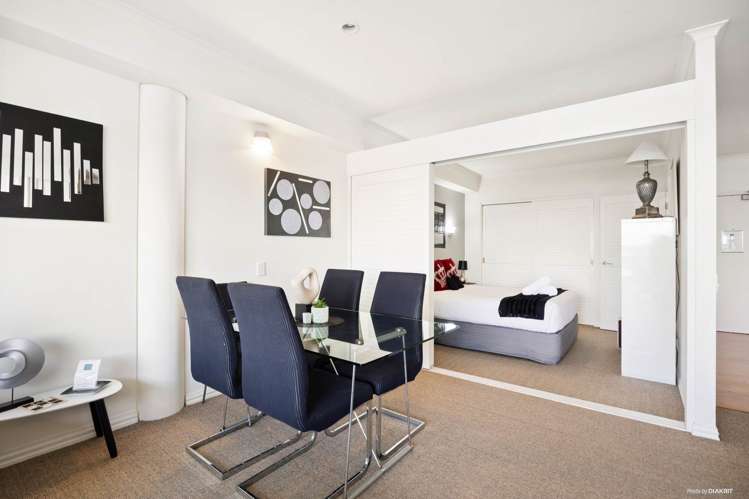 62/145 Quay Street_5