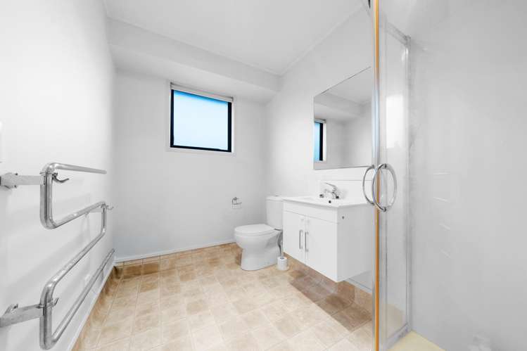 608C Massey Road Mangere_21