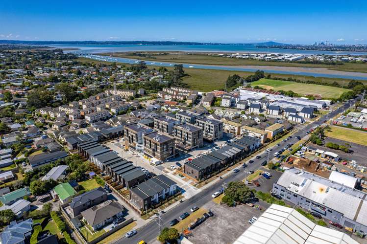 205/3 Rauemi Way Te Atatu South_17