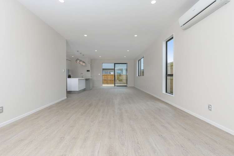 14 Bomber Lane Whenuapai_7