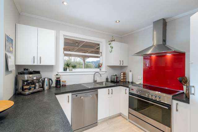 124 Wyndham Road Pinehaven_3