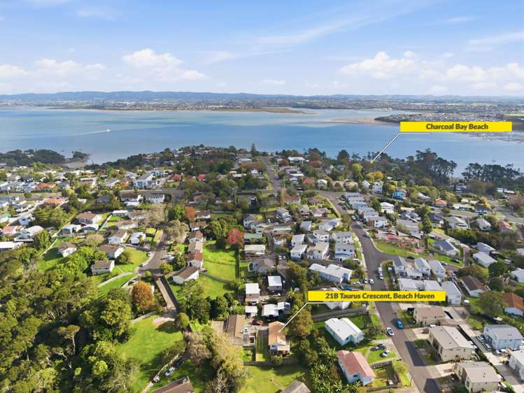 21b Taurus Crescent Beach Haven_9
