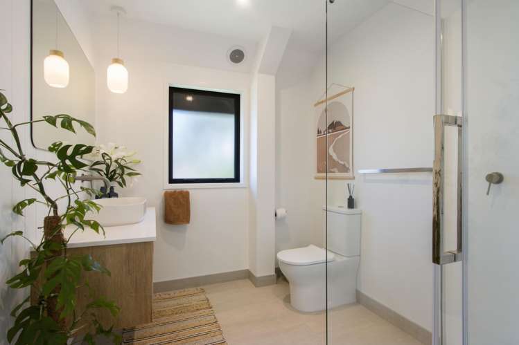 10b Beach Road Waihi Beach_20