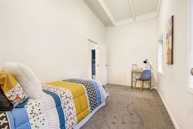 5 Duchess Way Riverhead_8