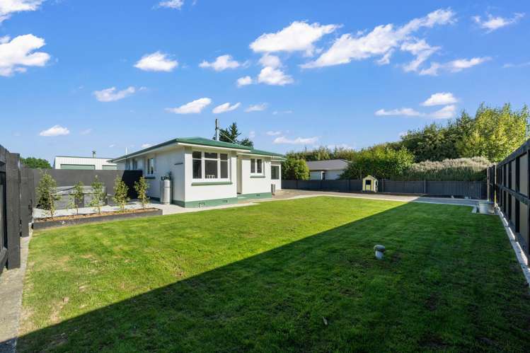 227 & 229 Bain Street Clifton_29