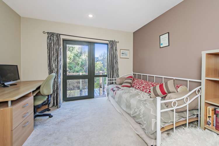 76 Moffat Drive Lincoln_18