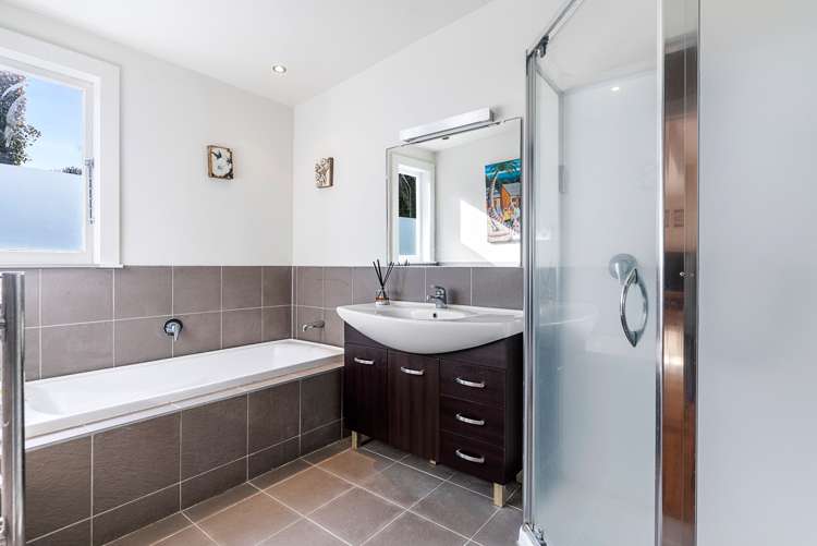 176 Grey Street Onehunga_12