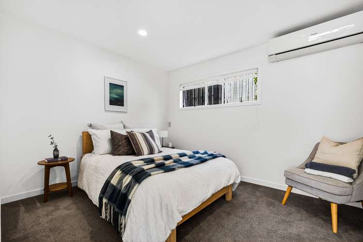 6 Blacks Road Greenhithe_23