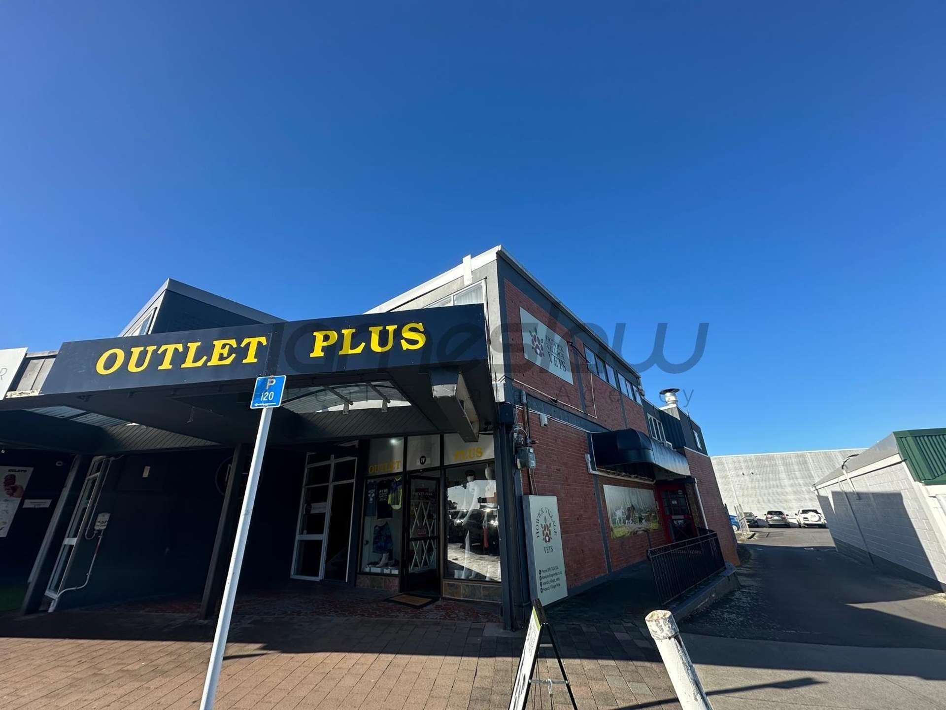14A Moore Street Howick_0