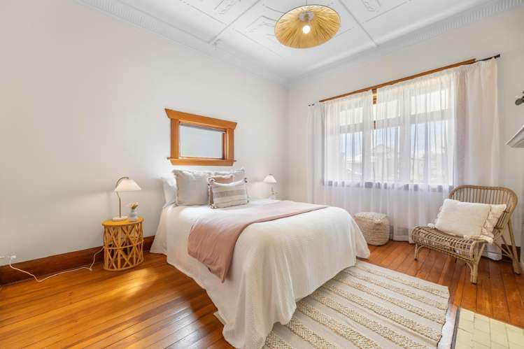 10 Pretoria Avenue St Clair_13