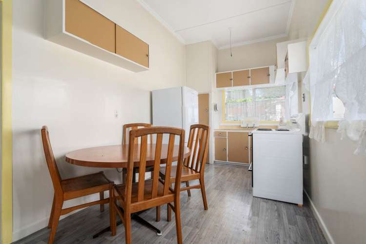 110 Edmonton Road Henderson_5