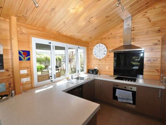 14 Conqueror Rise Pauanui_3