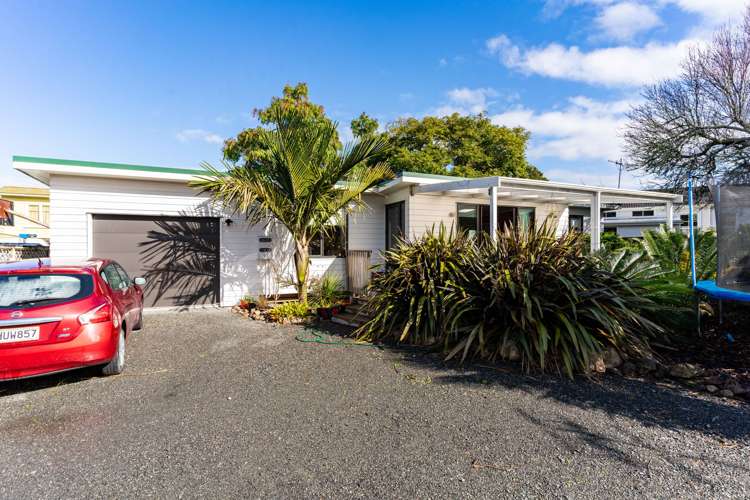 9a Moody Avenue Whau Valley_11
