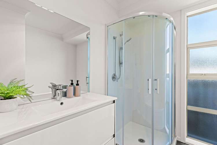 24 Wildberry Street Woolston_11