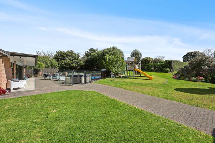 H/327 Hobsonville Road Hobsonville_14