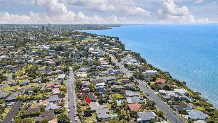 38 Merani Street Narrow Neck_18